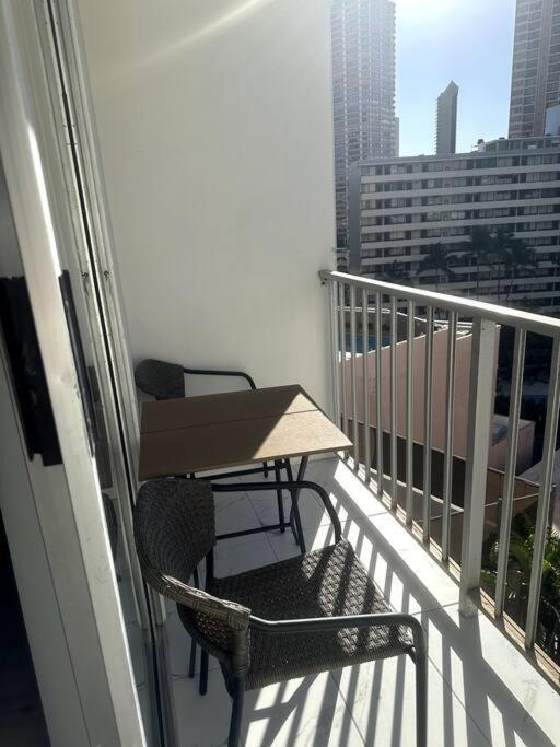 Gem Of Waikiki At Inn On The Park Honolulu Exterior foto